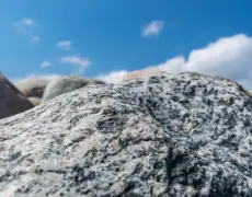 Descubre la impresionante belleza de los Acantilados de Møns Klint en Dinamarca: Un paraíso natural que no puedes perderte