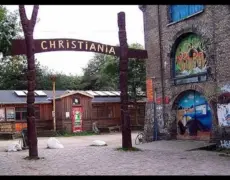 Descubre la fascinante Ciudad de Christiania: Una comunidad autónoma en el corazón de Copenhague