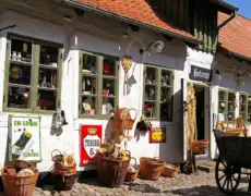 Descubre el encanto histórico del Castillo de Gavnø en Næstved: Guía completa