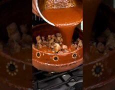 Descubre la deliciosa receta del Flæskesteg: el auténtico asado de cerdo danés