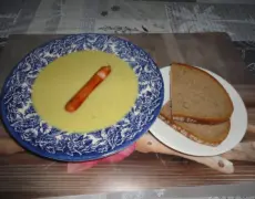 Descubre cómo preparar una deliciosa Kartoffelsuppe: la auténtica sopa de patata alemana