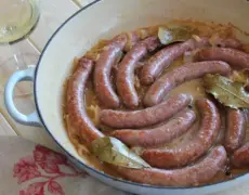 Descubre la auténtica Medisterpølse: La deliciosa salchicha de cerdo danesa que no puede faltar en tu mesa