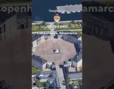 Descubre la majestuosidad del Palacio de Amalienborg, la residencia de la familia real danesa en Copenhague