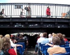 Descubre la magia de un crucero por los canales de Copenhague: ¡una experiencia imperdible!